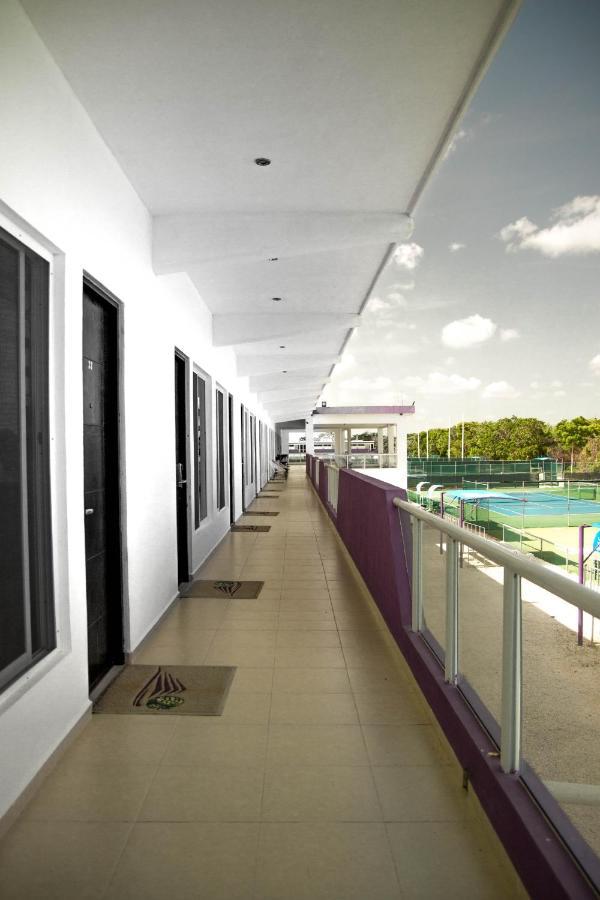 Cancun Tennis Inn 칸쿤 외부 사진